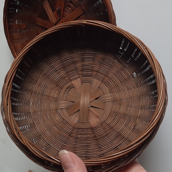 Vintage Woven Sewing Basket - Picture 5 of 8